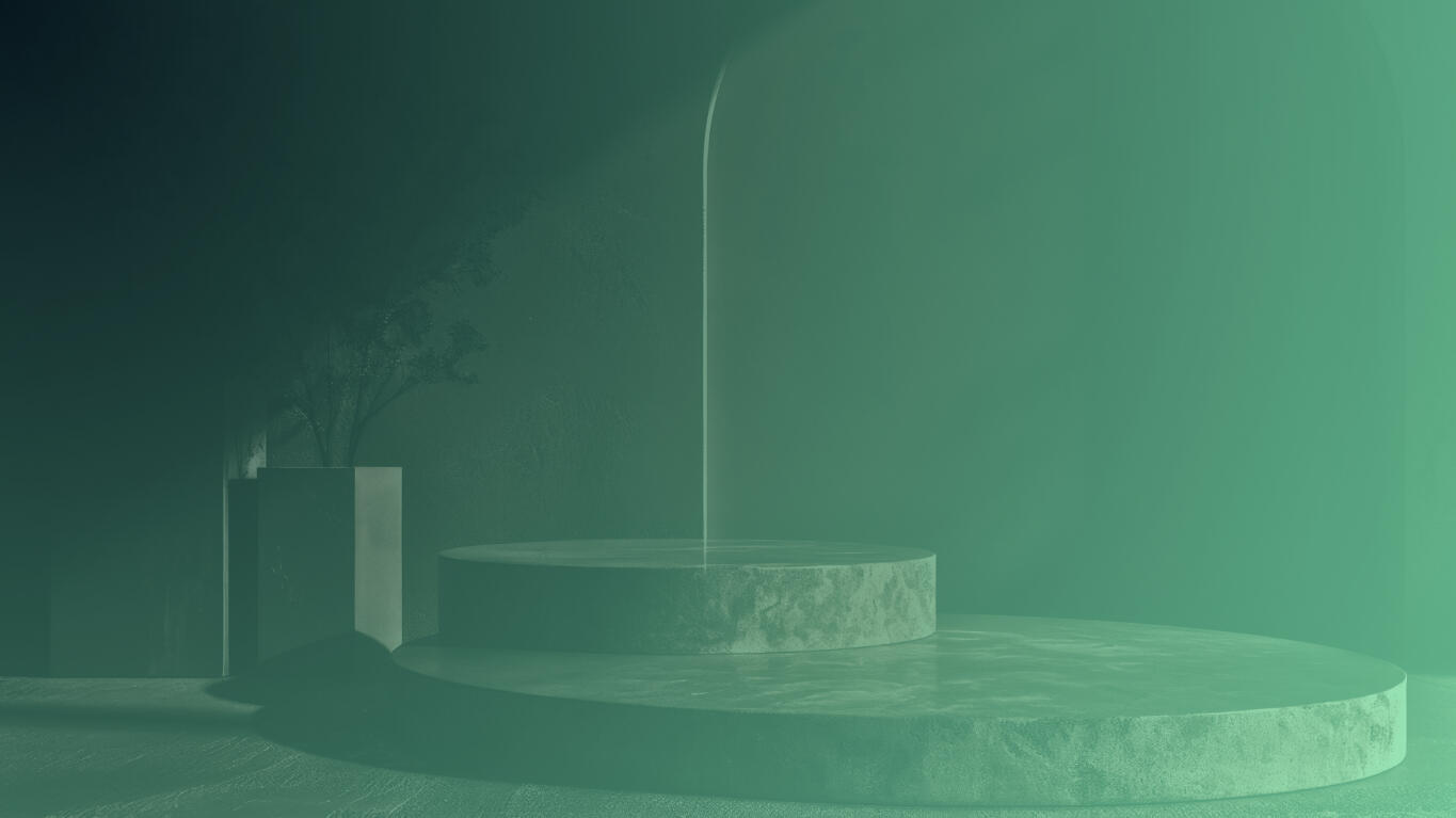 Sculptural emerald-green form from the Kapsule brand visual language